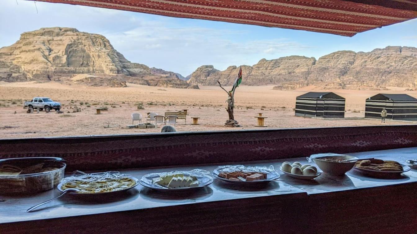 Wadi Rum Galaxy Camp Esterno foto