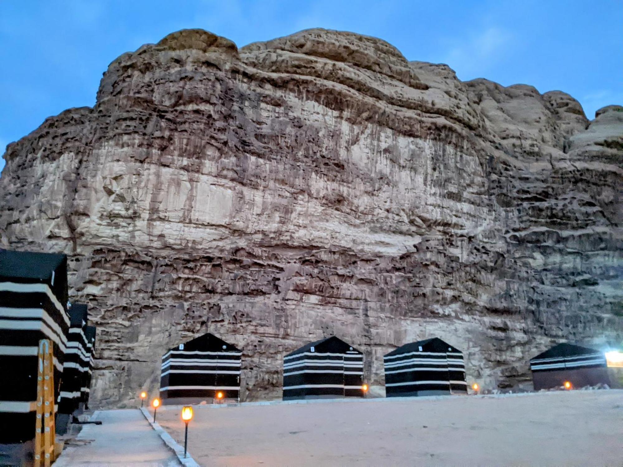 Wadi Rum Galaxy Camp Esterno foto