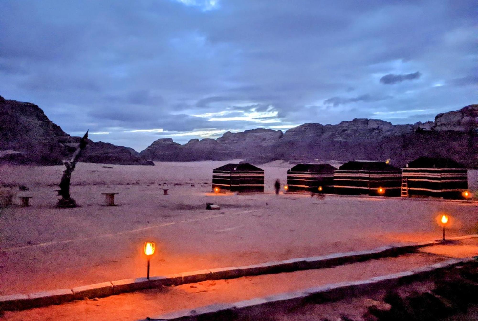 Wadi Rum Galaxy Camp Esterno foto